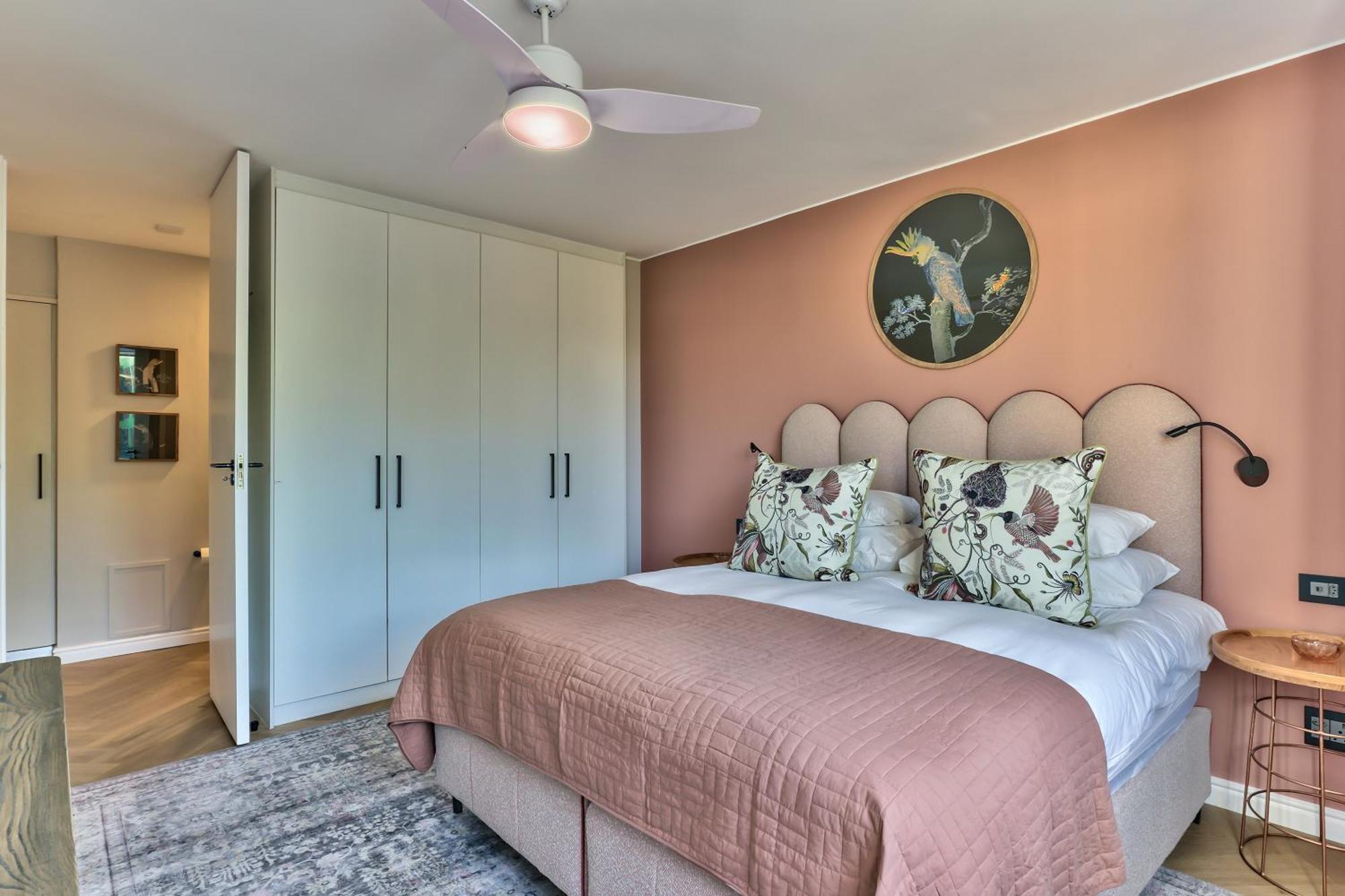 Apartment 437 St Martini Gardens *